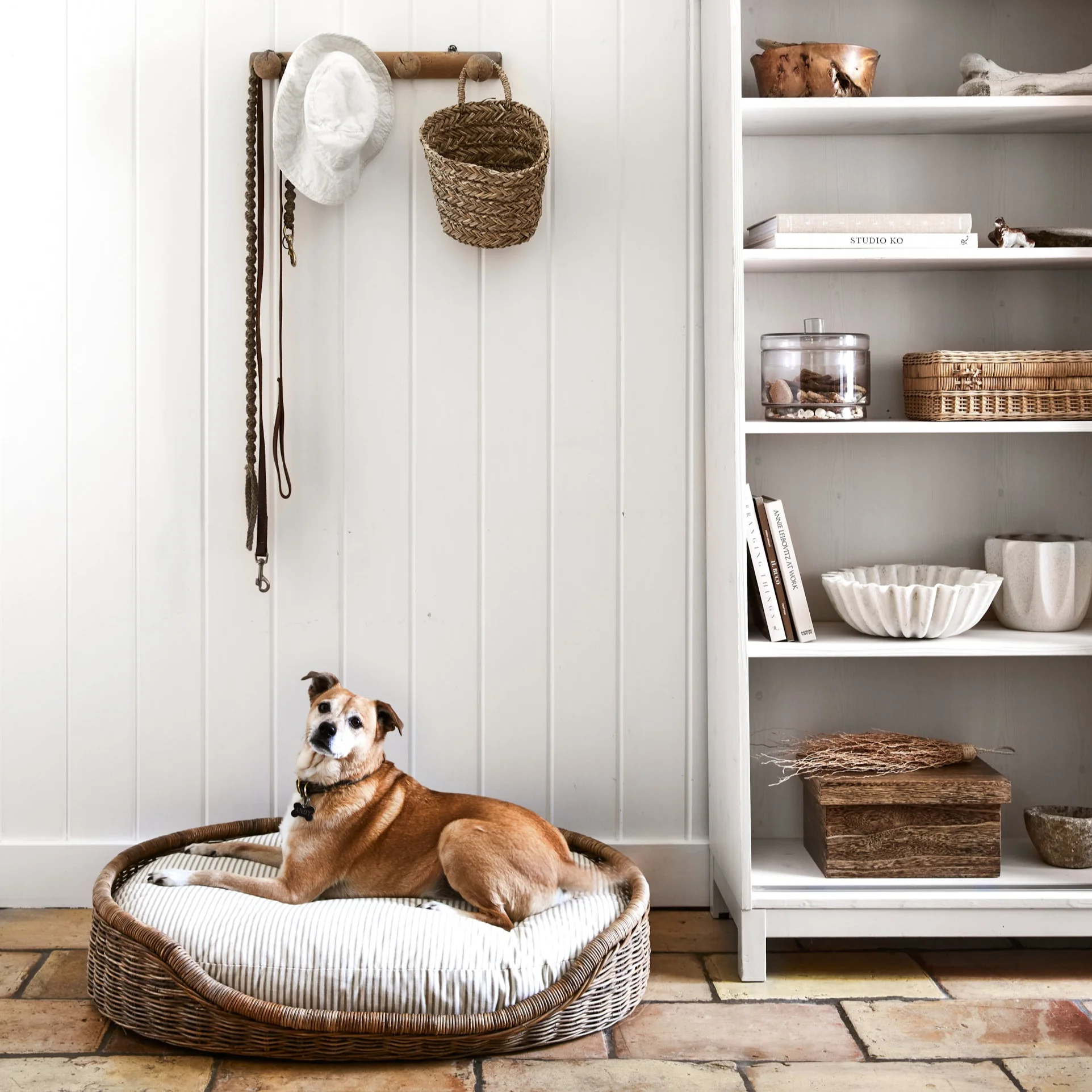 Boone Woven Dog Bed  - Image 4