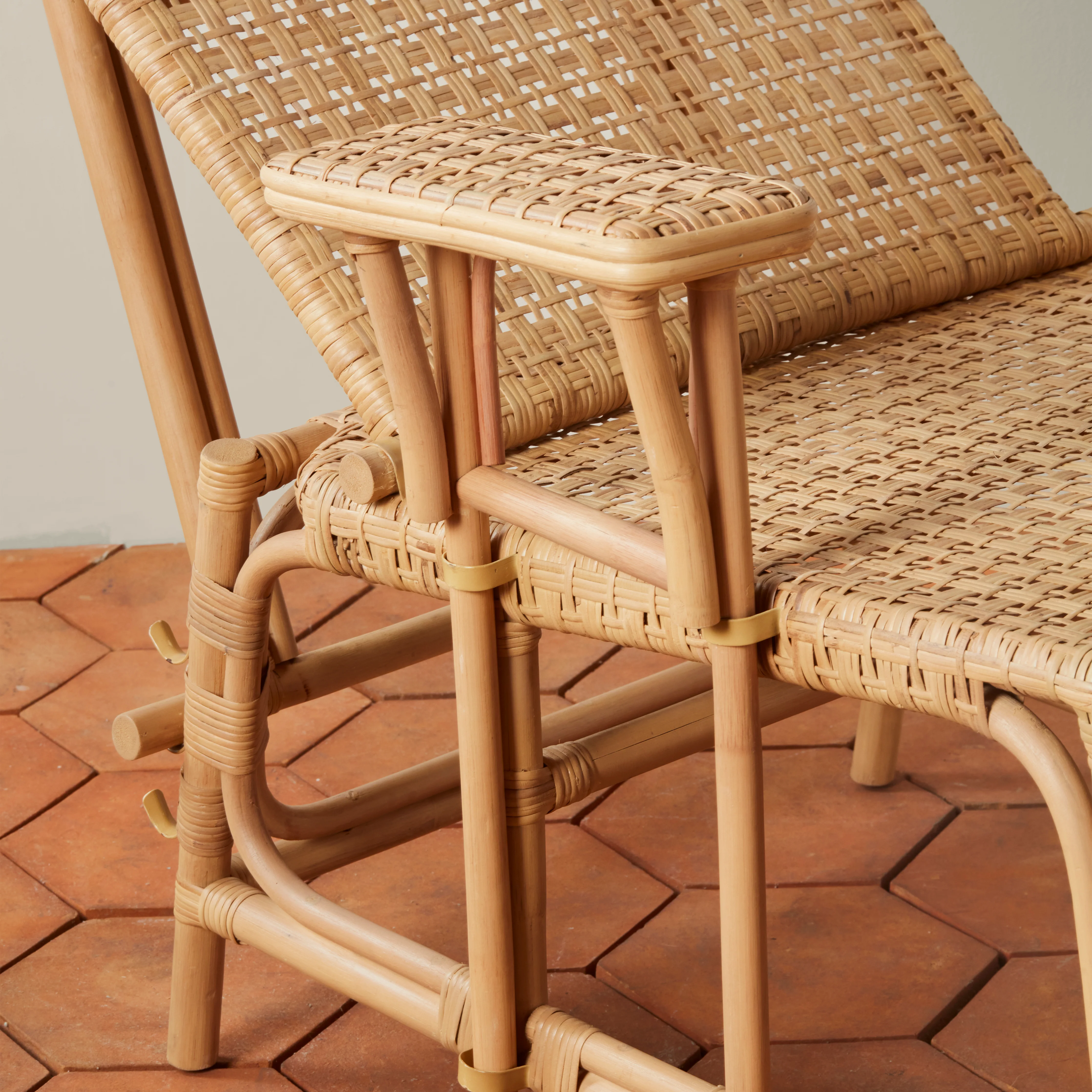 Flore Bistro Chaise Lounge - Image 7