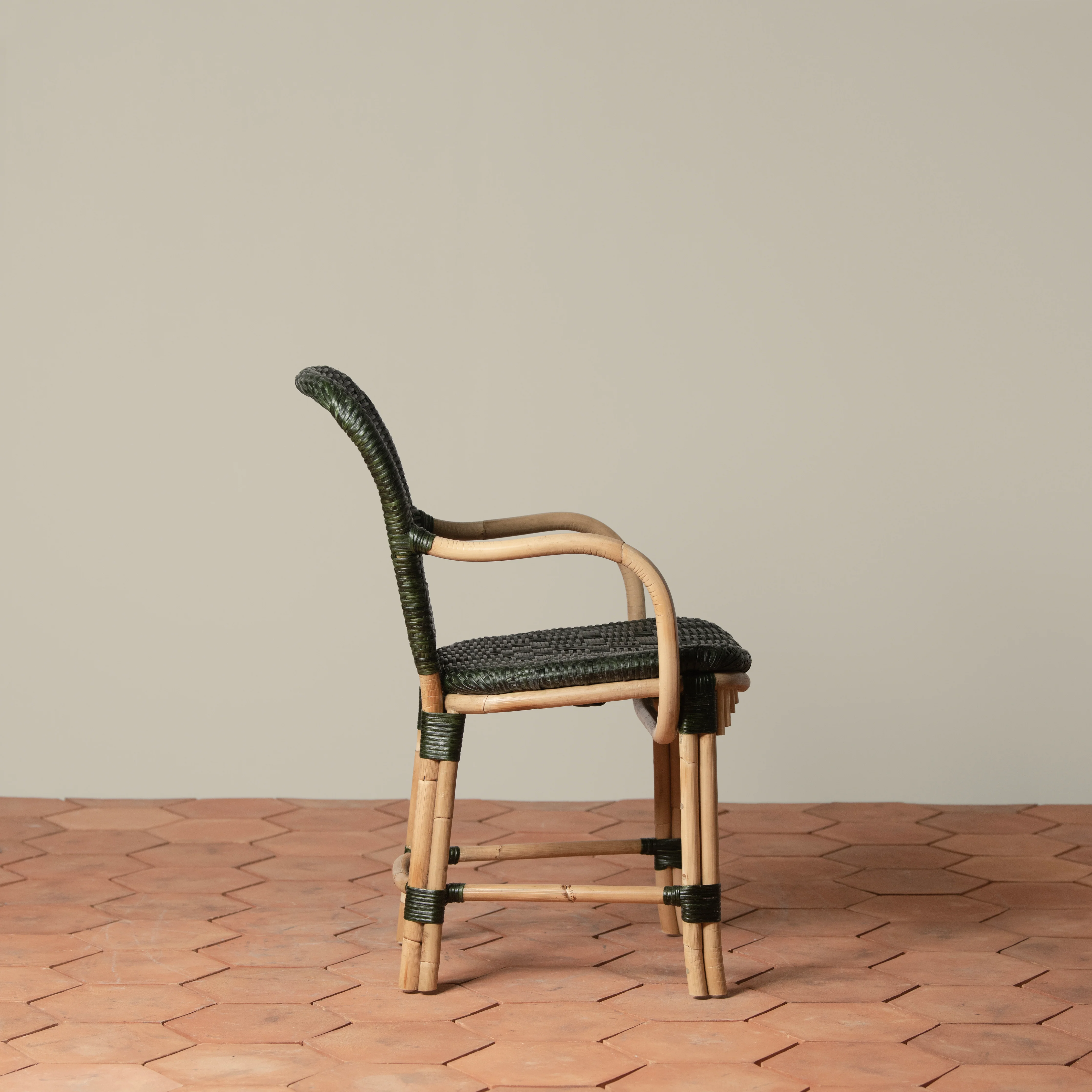 Fota Bistro Arm Chair - Image 10