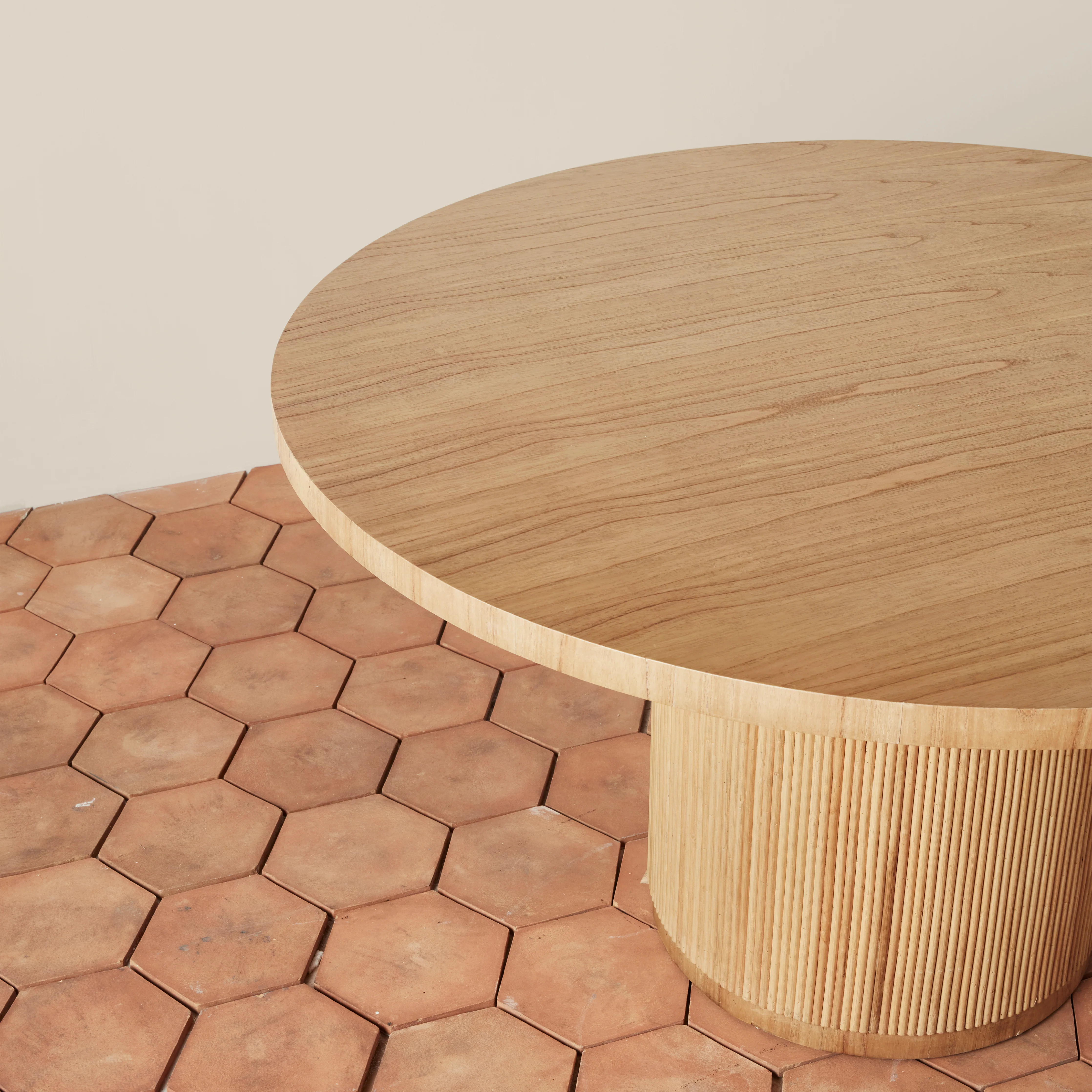 Gabriella Round Dining Table - Image 5
