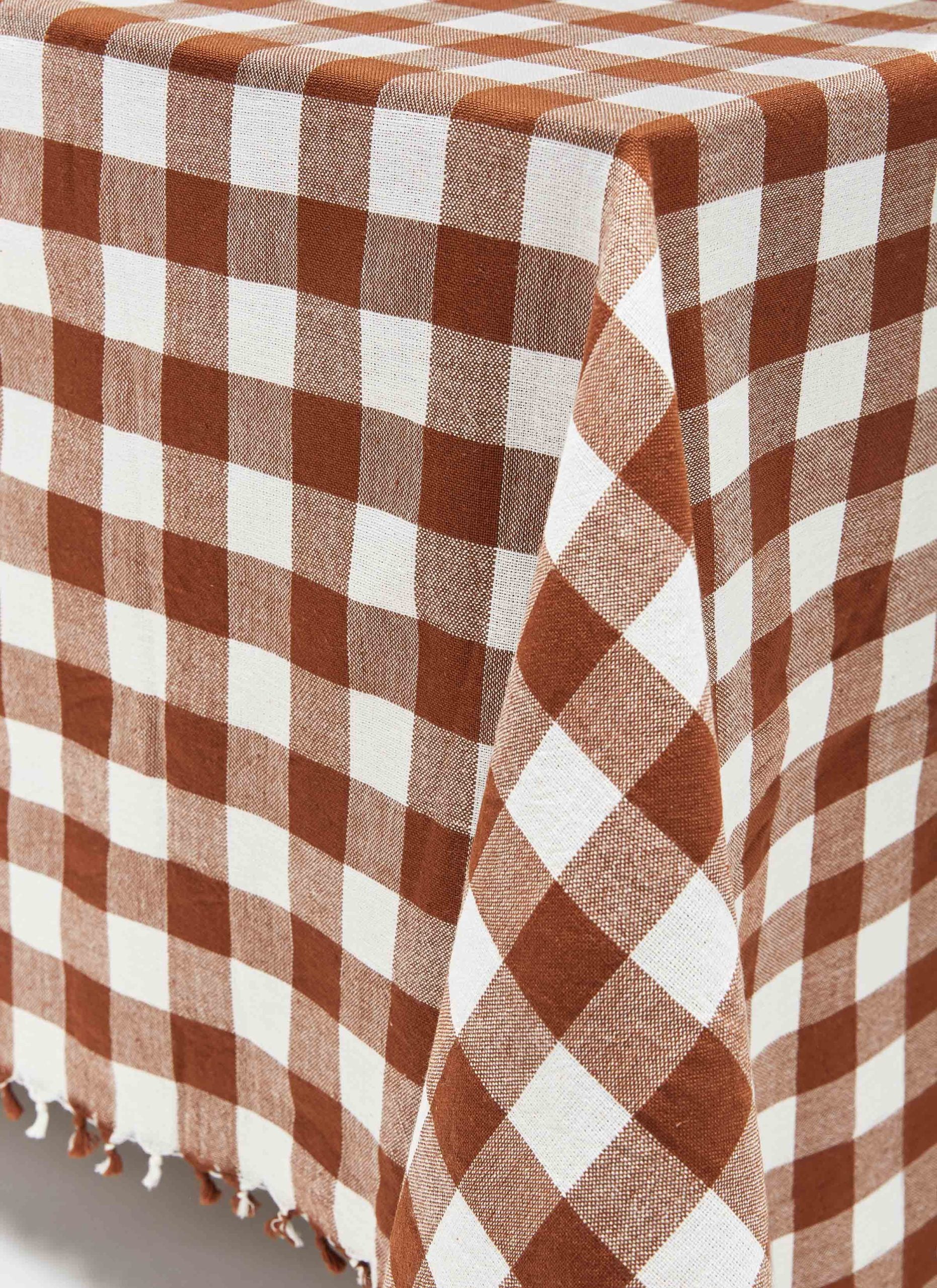 Heather Taylor Home Gingham Tablecloth - Image 5