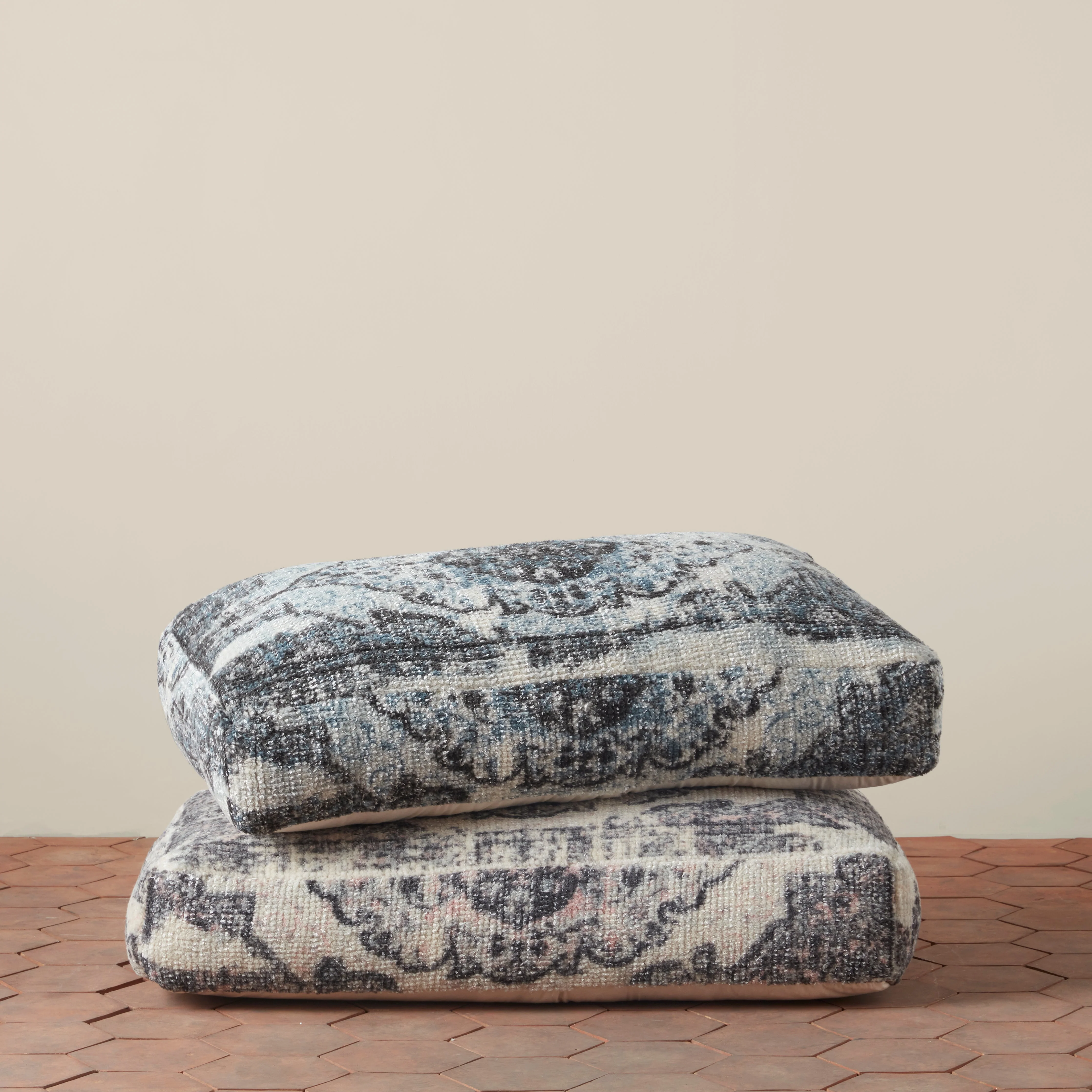 Sonora Pillow Daybed in Neutral - Image 3